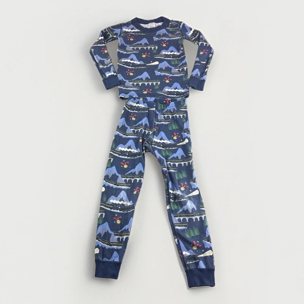 Hannah Andersson Pajamas Kids 5 Sleepwear Disney Trains Holiday Lot of 4 Sets